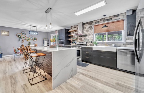 Guelph Casa | Luxurious Cottage in city