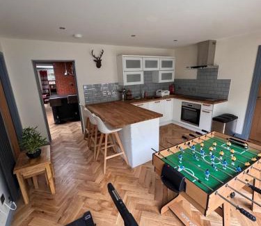Achachork Casa | Luxurious Cottage on the River of Portree