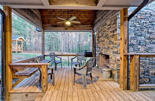 Clarkesville Casa | Luxurious Cottage Rental for an Amazing Family Getaway in Georgia