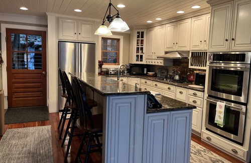 Sweden Cabaña | Luxurious Custom Built Lakefront