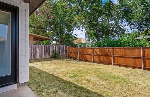 West Dallas Casa | Luxurious Dallas Home - 5 minutes from Downtown 🌌