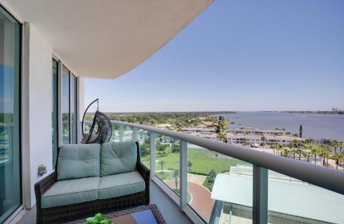 Kingston Apartamento | Luxurious Daytona Beach Condo with Resort Amenities!