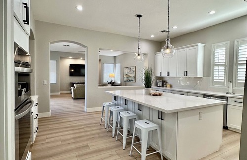 Wigwam Creek South Casa | Luxurious desert home with pool and game rooms!