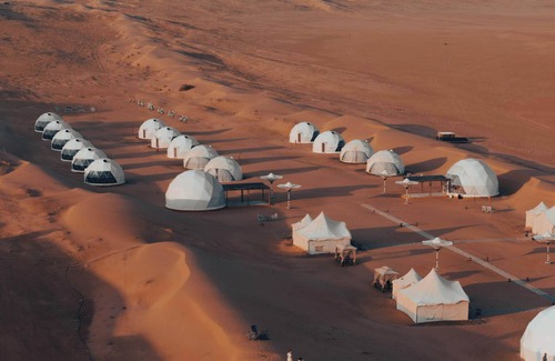 Bidiya Alquiler De RV | Luxurious Desert Escape: Omani Culture & Thrills