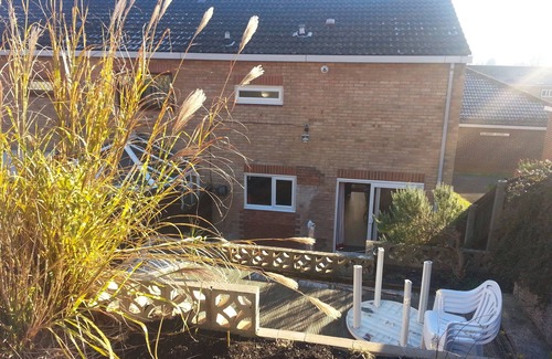Severn Beach Casa | LUXURIOUS DINGLE CORNER