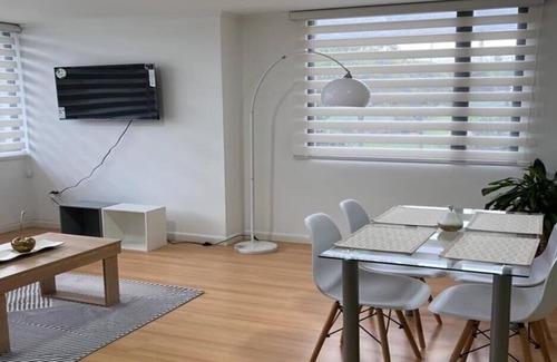Quito Apartamento | Lujoso dpto céntrico al norte de Quito a 5 min del centro financiero!