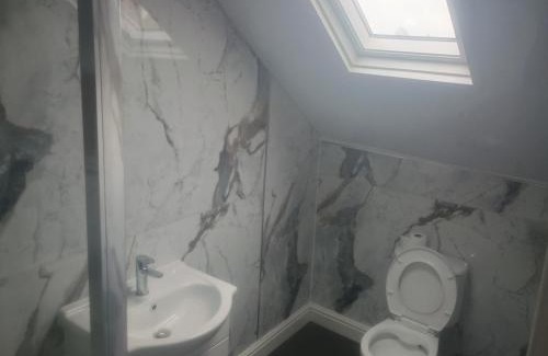 Walsall Casa | Luxurious ensuite rooms with shared kitchen, Walsall
