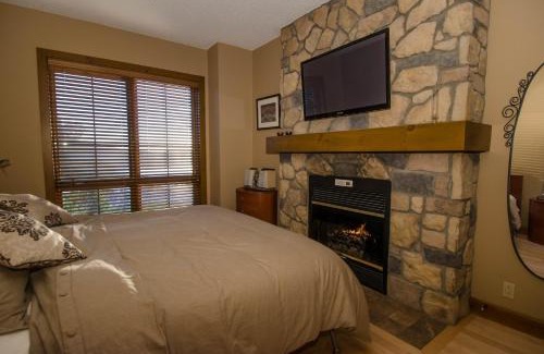 Mont-Tremblant Apartamento | Luxurious Equinoxe Ski-in/Ski-out