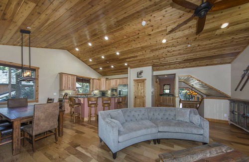Tahoe Paradise Casa | NUEVO, lujoso y familiar