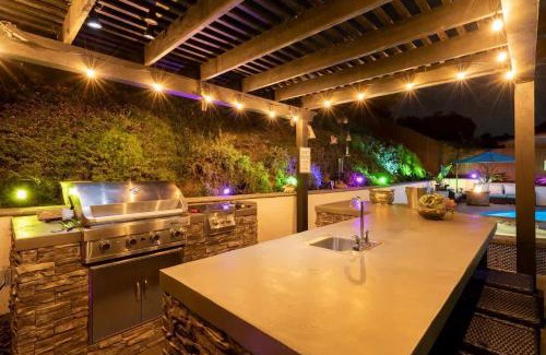 North Pacific Beach Casa | Luxurious Family 5 Bedroom Getaway