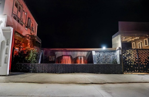 Patna Casa | Luxurious Family Retreat With Pool in Patna