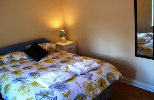 Deganwy Apartamento | Lujoso apartamento en el primer piso a minutos de Conwy Town y Marina