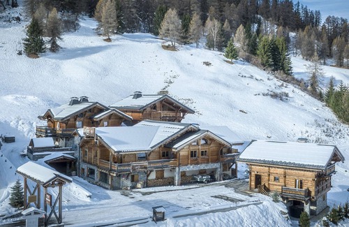 Plagne 1800 Chalet De Esquí | Lujoso chalet 7 hab. con jacuzzi y sauna, cerca del telesilla