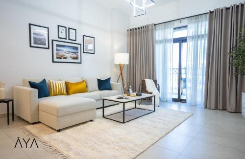 Umm Suqeim 3 Casa | Luxurious Garden View Apartment with Pool & Gym in Madinat Jumeirah By ĀYA Boutique