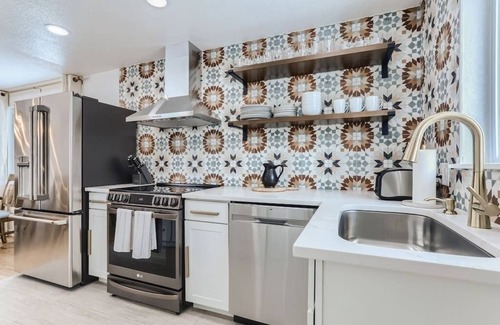 Alta Vista Area Casa | Luxurious getaway near Olde Town Arvada