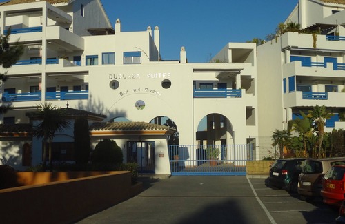 Castillo de Sabinillas Apartamento | Lujoso Apartamento en planta baja en un acogedor complejo bien garded