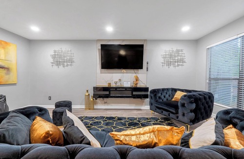 Stone Mountain Casa | Luxurious Hidden Gem