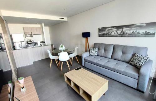 Granada Apartamento | Luxurious High-rise Hs Wifi, Amazing City Views