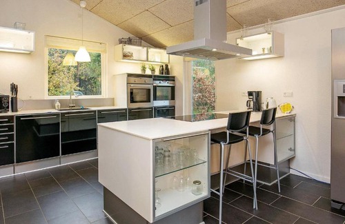 Øster Melholt Casa | Luxurious Holiday Home in Hals with Sauna