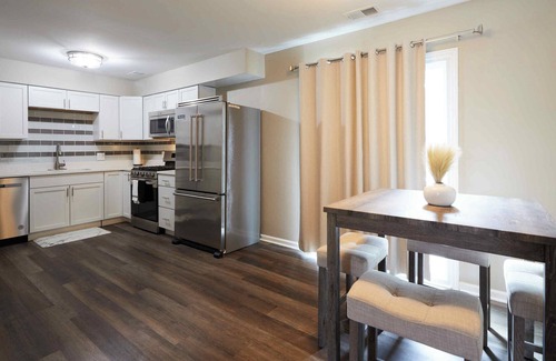 Fox Valley Apartamento | Luxurious Home away from home