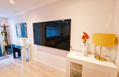 Chorlton-by-Backford Casa | Luxurious Home in Chester a Beautiful Sanctuary