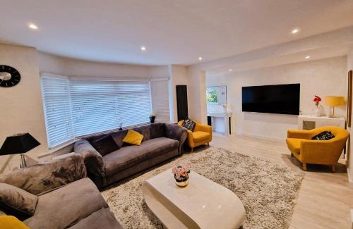 Chorlton-by-Backford Casa | Luxurious Home in Chester a Beautiful Sanctuary