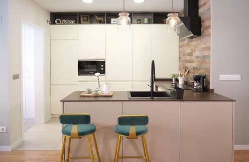 Nou Moles Apartamento | Lujoso Hogar cerca del Casco Antiguo de la Ciudad.