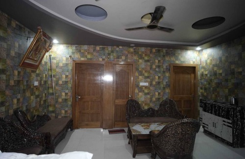 Varanasi Apartamento | Luxurious hotel or apartment in Varanasi city Near ghat Central Varanasi kashi