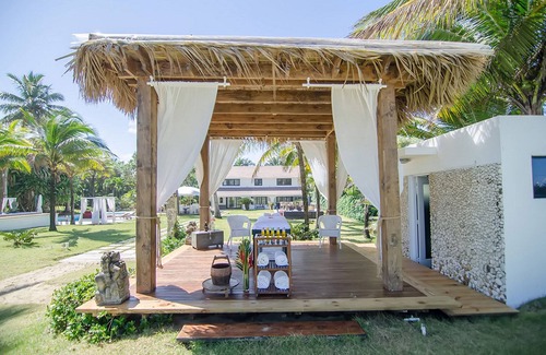 Cabarete Apartamento | Luxurious hotel room on sandy beach
