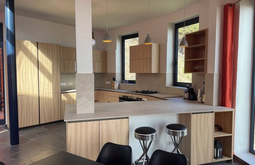 Tijarafe Villa | Moderna propiedad con increíbles vistas, y piscina climatizada de agua salada.
