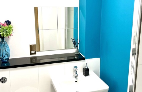 Central Milton Keynes Apartamento | Luxurious Hub MK City Apartment- With Free Underground Parking
