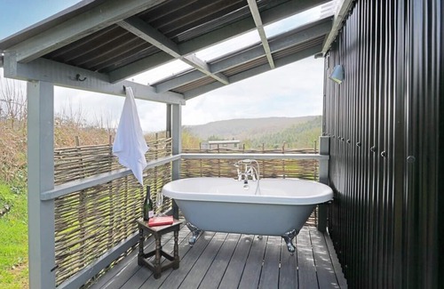 Sidmouth Cabina | Luxurious Hut w/ Outdoor Bath & Sea Views