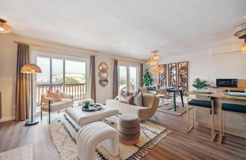 La Jolla Casa | Luxurious La Jolla Condo w/Ocean Views!
