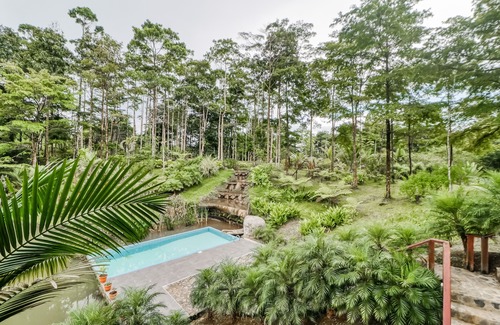 Peñas Blancas Casa | Villa de diseño frente al lago en una reserva privada, cerca del volcán Arenal.