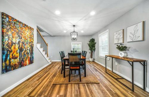 Chapin Casa | Luxurious Lakefront Escape