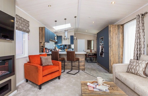 Inverurie Chalet De Esquí | Luxurious Lodge, perfect for couples or familes, sleeping four people.