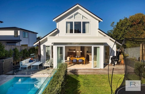 Auckland Casa | Luxurious Meadowbank home