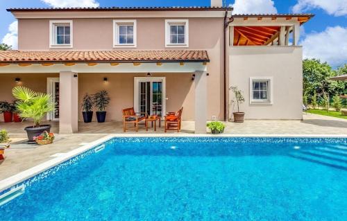 Kavran Villa | Luxurious Mediterranean house (8+2) near to the beautiful beaches