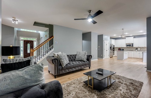 Atlanta Casa | Luxurious Mini Mansion