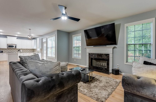 Atlanta Casa | Luxurious Mini Mansion