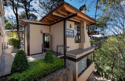Otumba Apartamento | Luxurious & Modern Cabin in the Woods with Jacuzzi - Valle 1