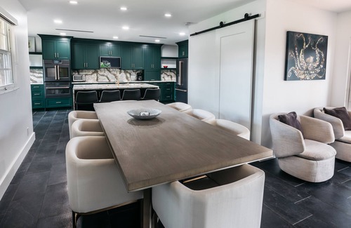 Palm Springs Casa | Luxurious modern home w/ private tropical backyard close to beach and downtown!
