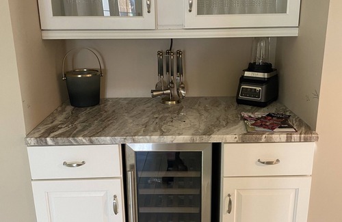 Buford Casa | Luxurious & Modern newly renovated good for corporate housing & family functions