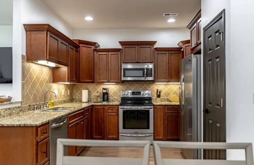 Elizabethtown Casa | ✸ Luxurious, Modern 3 BR only 1.8mi from Etown Sports Park ✸