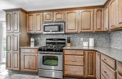 Coldwater Casa | Luxurious Morrison Lakehouse w/ Hot Tub & Sunset Views