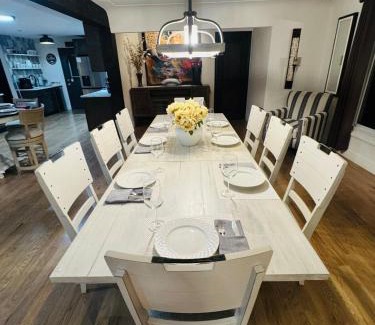 Brighton Casa | Luxurious Mountain View Home!