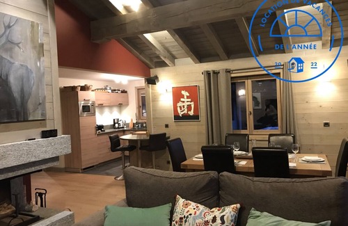 La Perriere Apartamento | LUJOSO APARTAMENTO NUEVO 120 m2 al pie de las pistas 4 habitaciones dobles