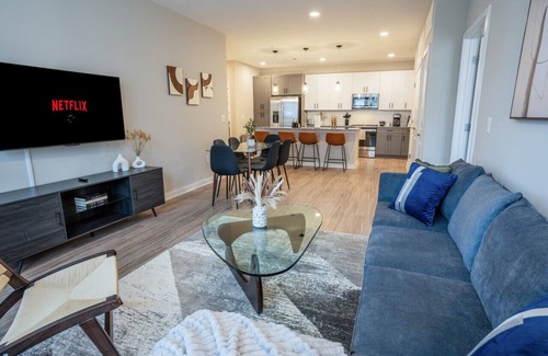 Athens Apartamento | Luxurious, New Apt | Pool | Long Stays