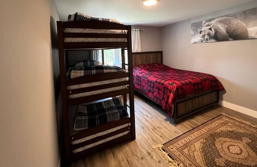 South Bruce Peninsula Cabaña | Luxurious New built Cottage