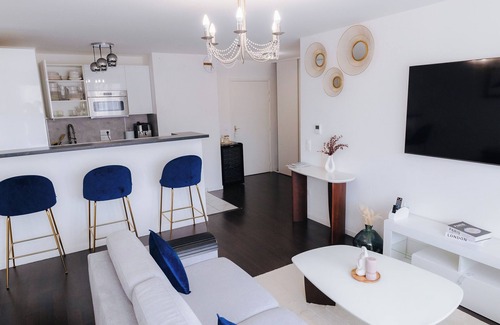 Saint-Cyr-l'Ecole Apartamento | Luxurious, new, fully-equipped apartment in VERSAILLES, ST CYR L'ÉCOLE